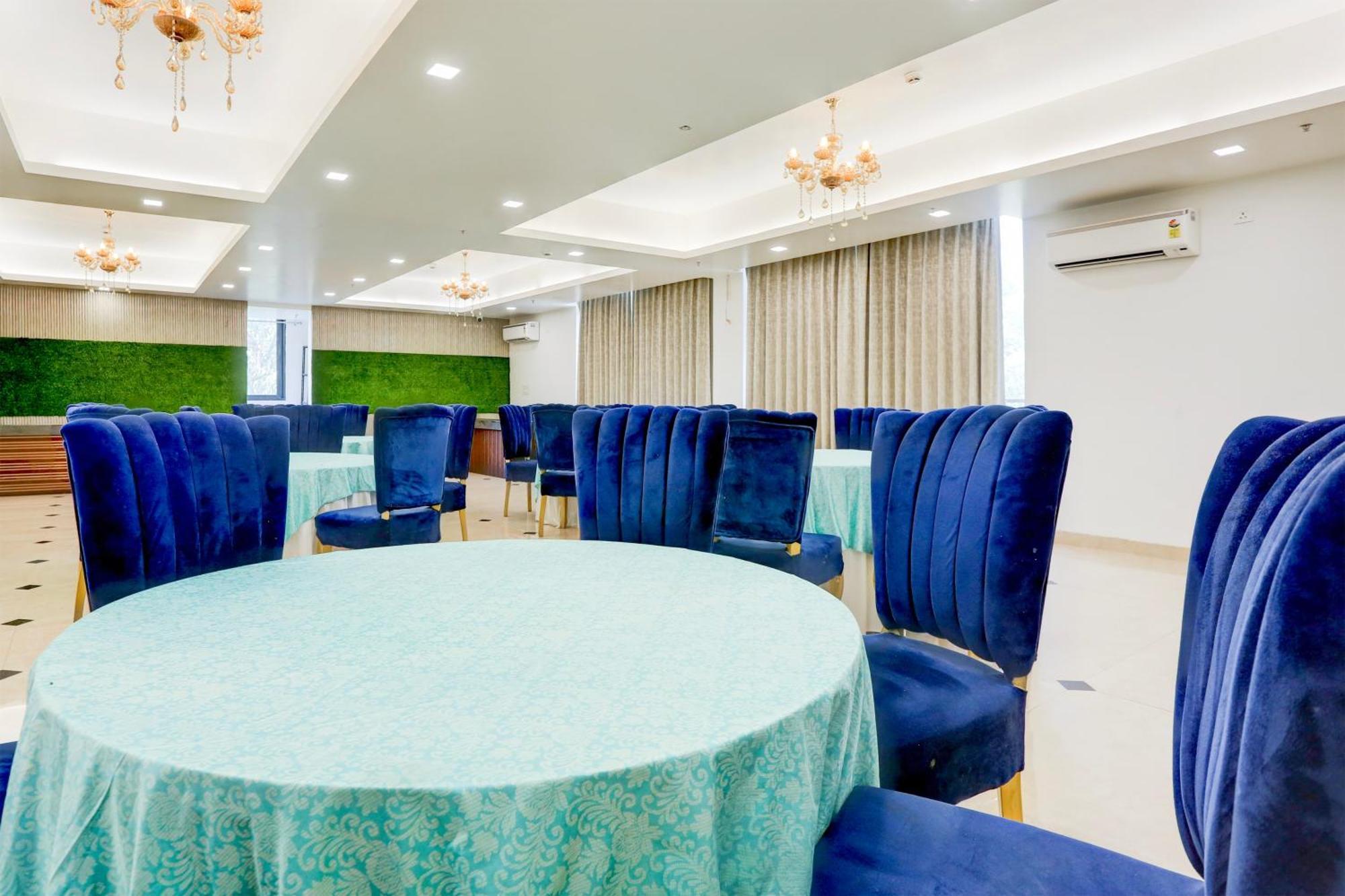 Palette Calista Premium Resort Samalkha Extérieur photo